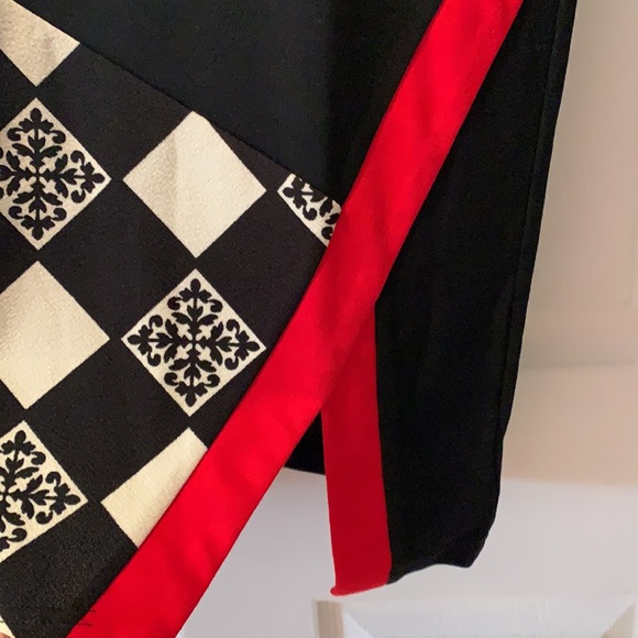 Dress - Picture 2 of 6